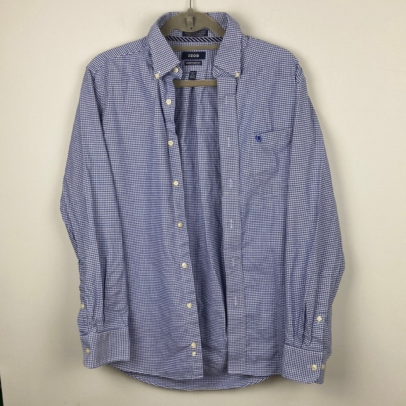 Slim fit Izod Men’s Button Down size medium - Picture 1 of 4